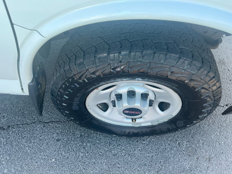 2020 GMC Savana Cargo Van RWD 3500 155"