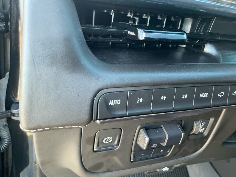 2024 Cadillac Escalade ESV 4WD Sport Platinum