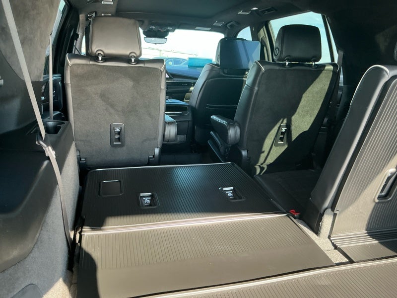 2024 Cadillac Escalade ESV 4WD Sport Platinum