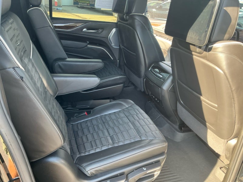 2024 Cadillac Escalade ESV 4WD Sport Platinum