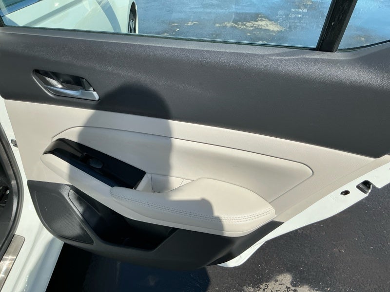 2021 Nissan Altima 2.5 Platinum