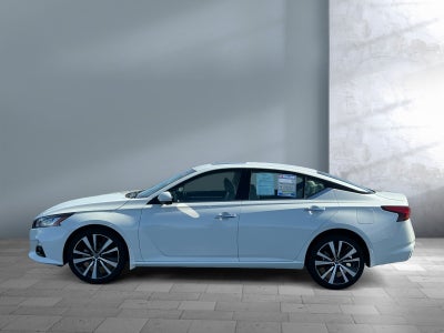 2021 Nissan Altima 2.5 Platinum