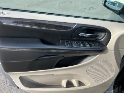 2013 Chrysler Town & Country Touring-L