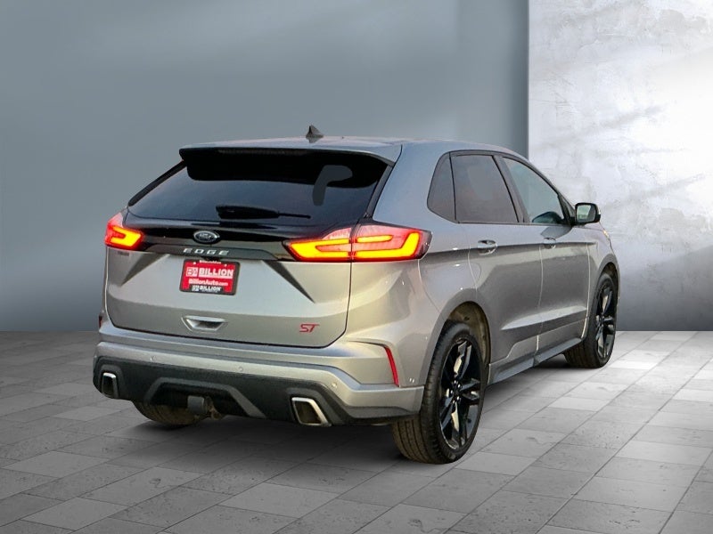 2021 Ford Edge ST
