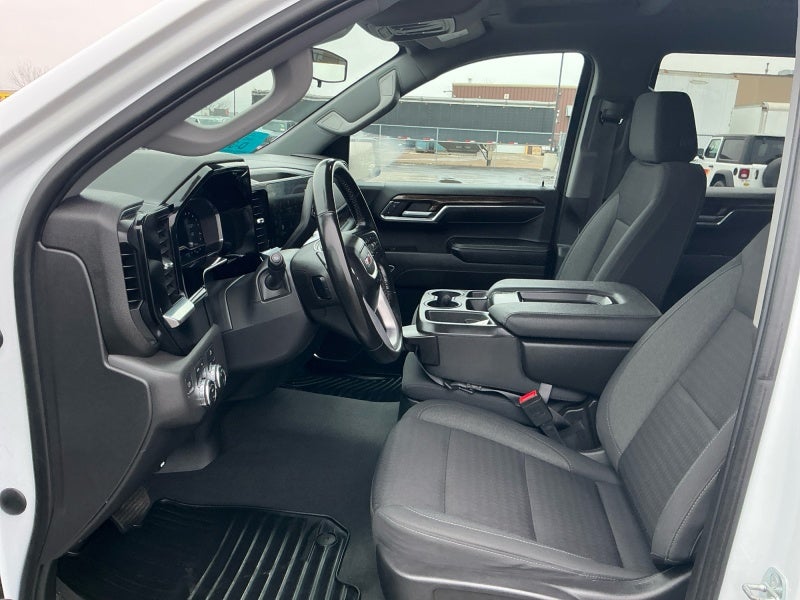 2023 GMC Sierra 1500 SLE