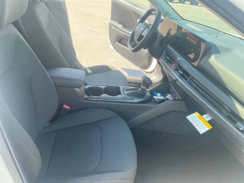 2026 Kia K4 LX