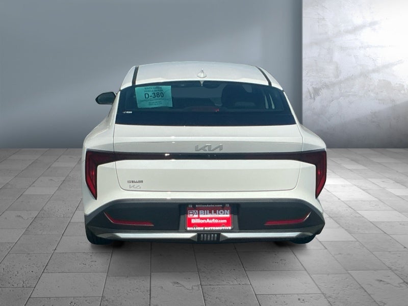 2026 Kia K4 LX
