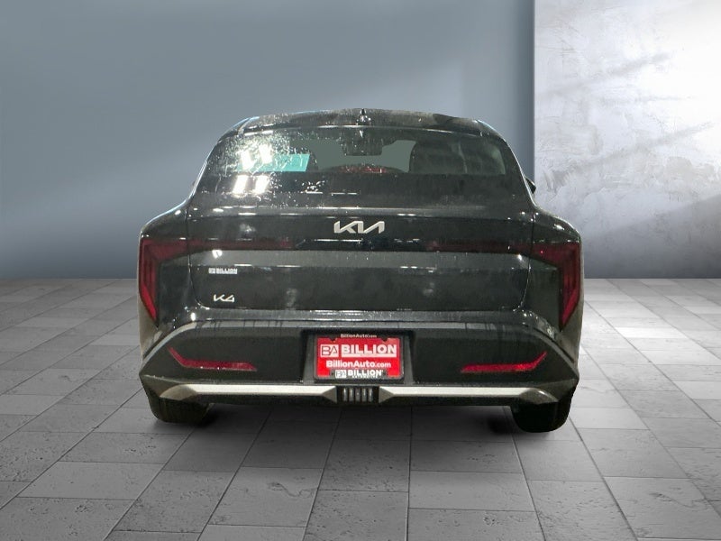 2025 Kia K4 LX