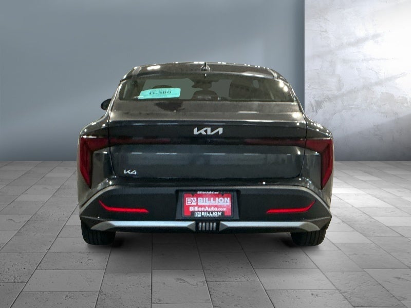 2025 Kia K4 LX