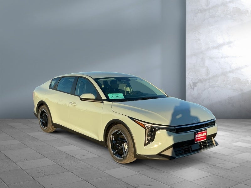 2026 Kia K4 EX