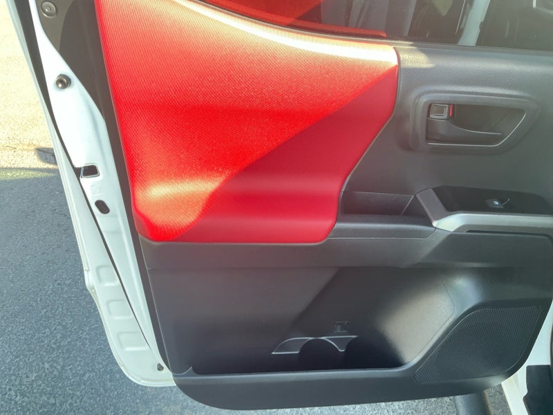 2022 Toyota Tacoma 4WD SR5