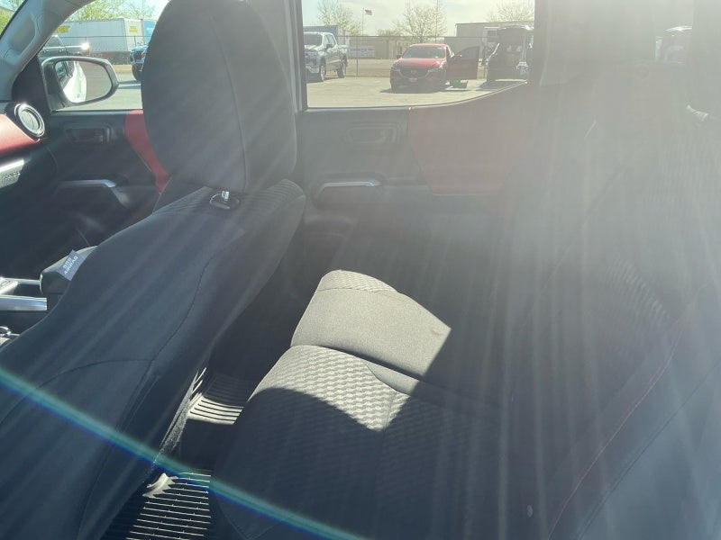 2022 Toyota Tacoma 4WD SR5