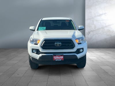 2022 Toyota Tacoma 4WD SR5