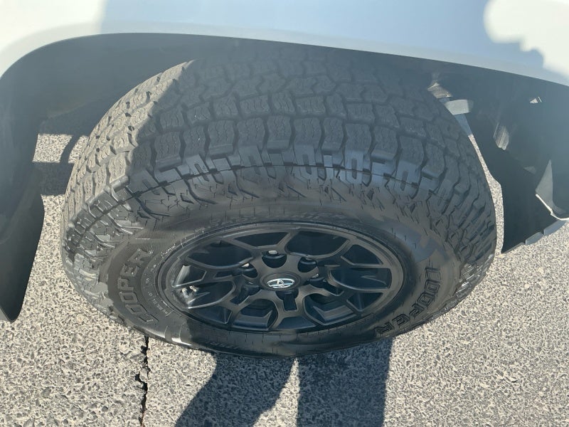 2022 Toyota Tacoma 4WD SR5