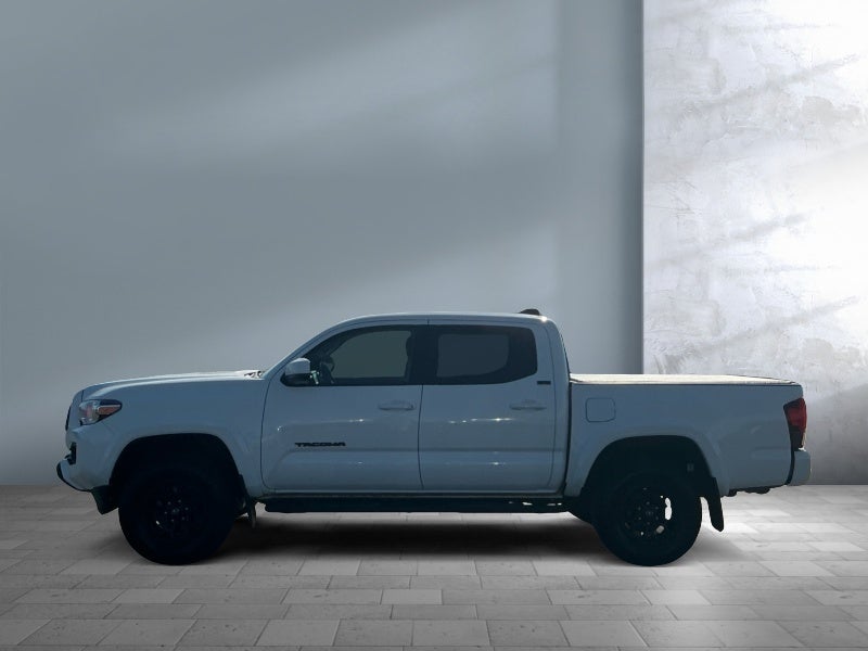 2022 Toyota Tacoma 4WD SR5