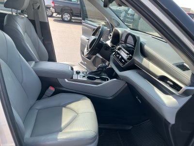 2022 Toyota Highlander Limited