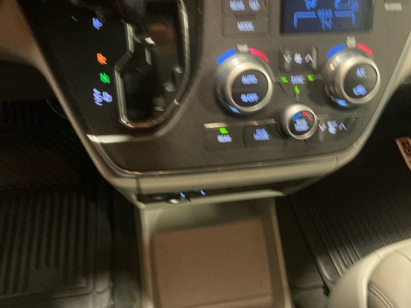 2015 Toyota Sienna XLE