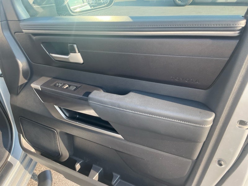 2024 Toyota Tundra 4WD SR5