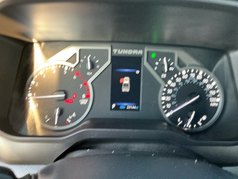 2024 Toyota Tundra 4WD SR5