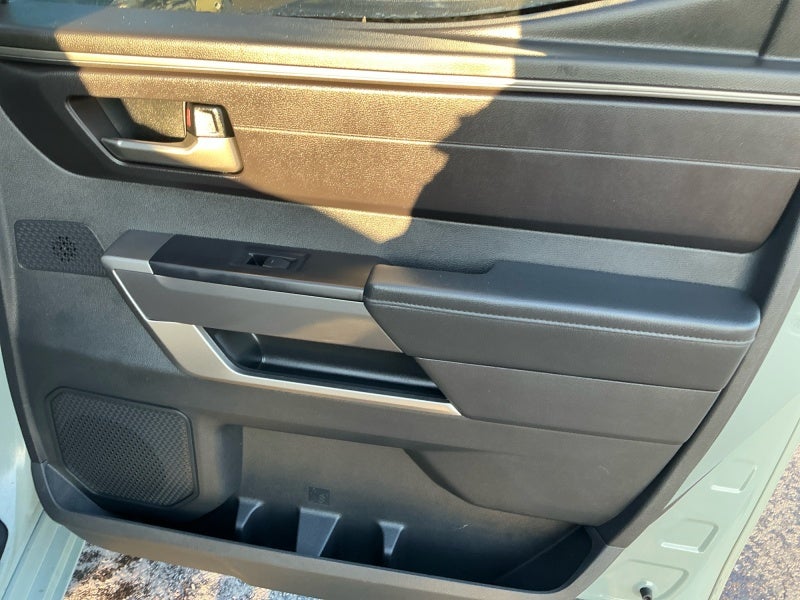 2024 Toyota Tundra 4WD SR5