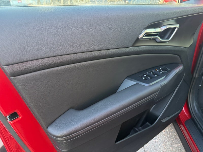 2027 Kia Sportage EX