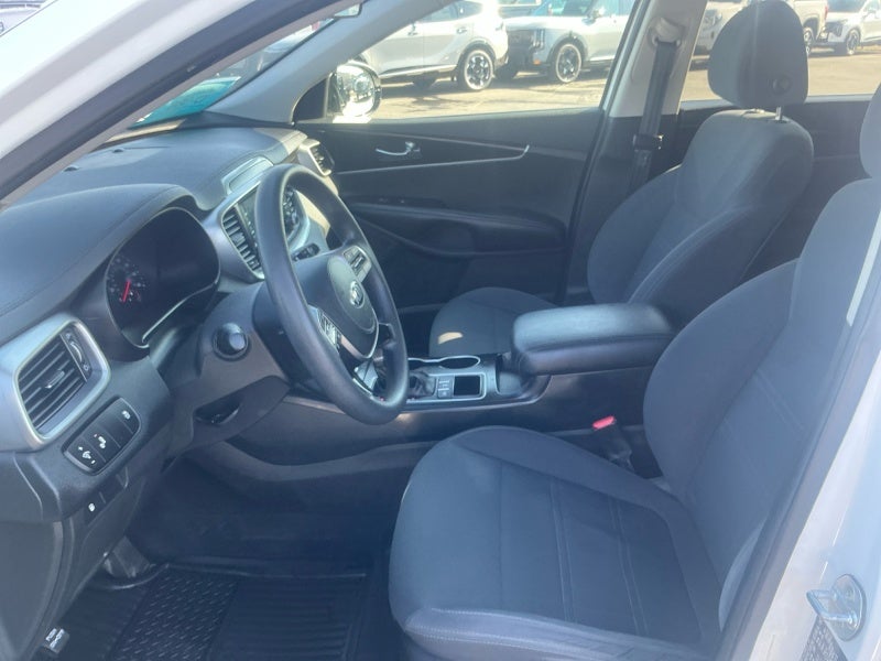 2019 Kia Sorento LX V6