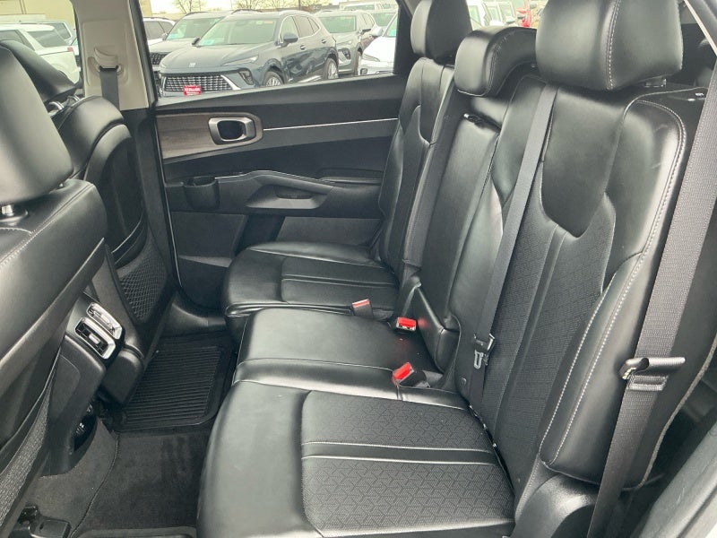 2023 Kia Sorento X-Line S