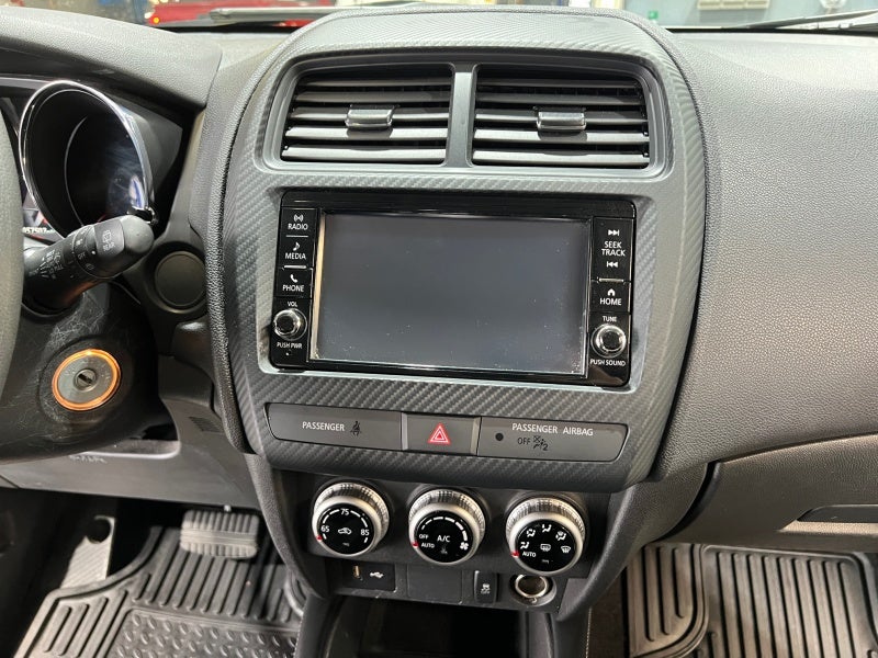 2024 Mitsubishi Outlander Sport ES