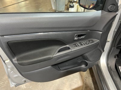 2024 Mitsubishi Outlander Sport ES