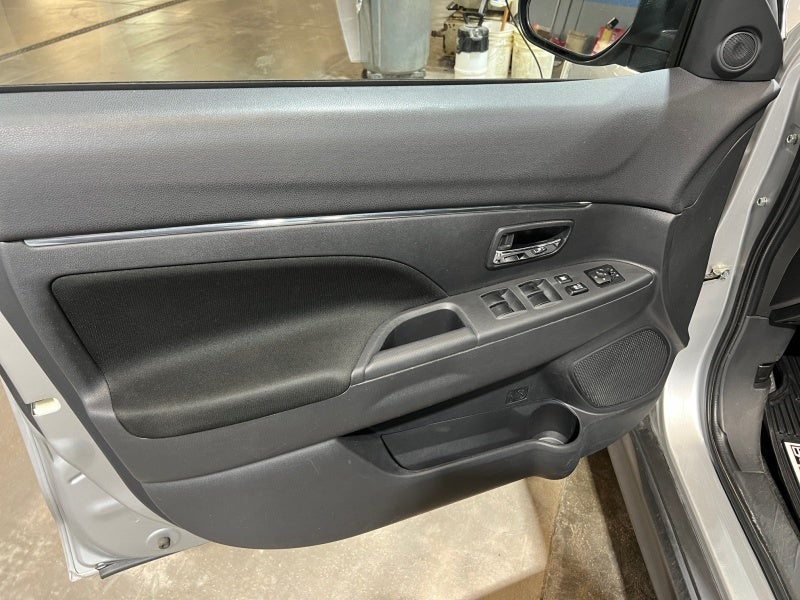 2024 Mitsubishi Outlander Sport ES
