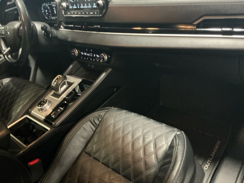 2022 Mitsubishi Outlander SEL