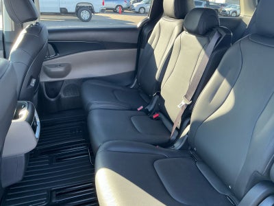 2026 Kia Carnival LX