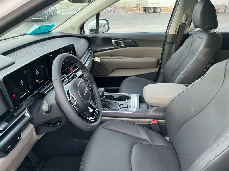 2026 Kia Carnival LX