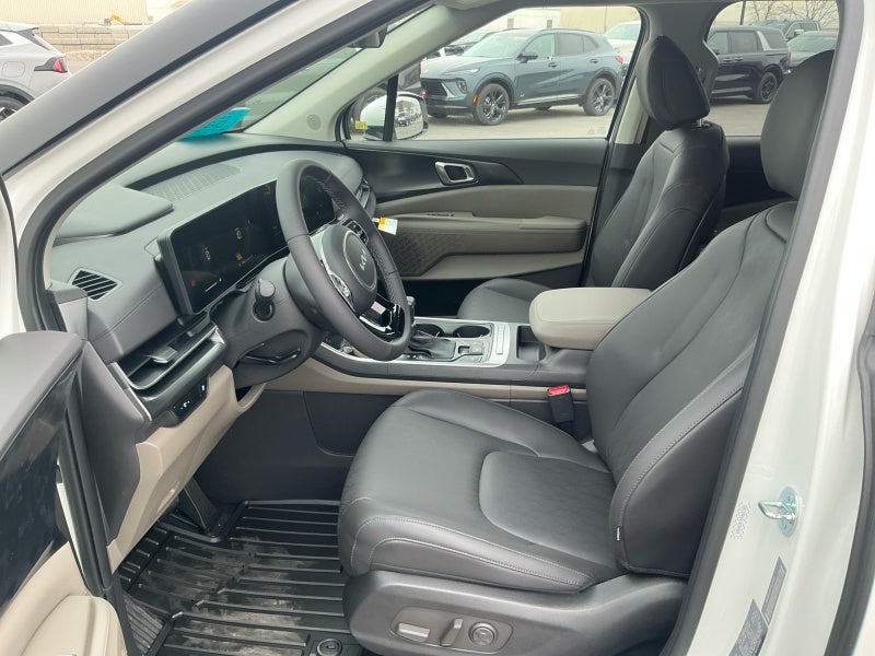 2026 Kia Carnival LX