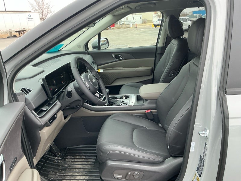 2026 Kia Carnival EX