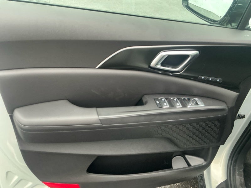 2027 Kia Carnival SX