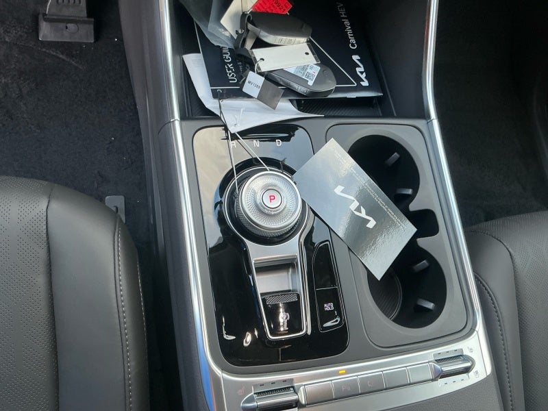 2027 Kia Carnival Hybrid SX