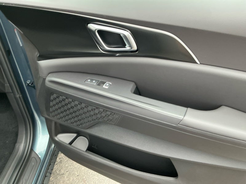 2027 Kia Carnival Hybrid SX