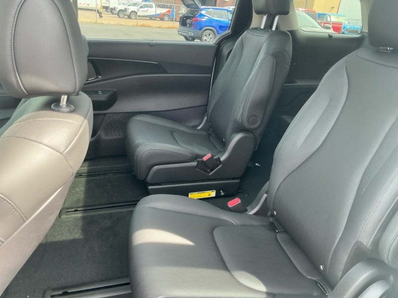 2027 Kia Carnival Hybrid SX