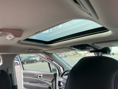 2027 Kia Carnival Hybrid SX