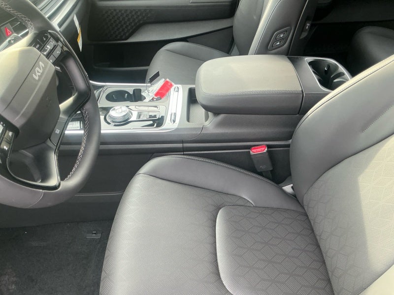2027 Kia Carnival Hybrid SX