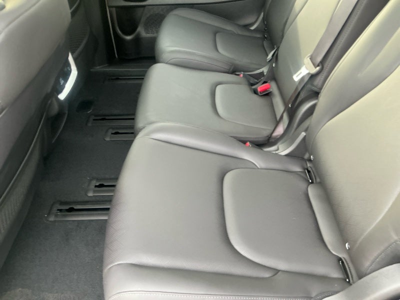 2027 Kia Carnival Hybrid SX