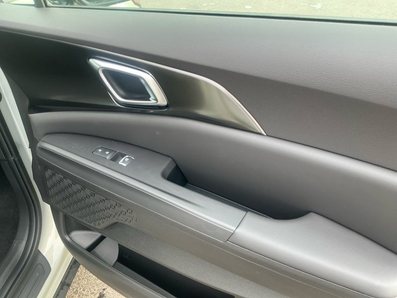 2027 Kia Carnival Hybrid SX