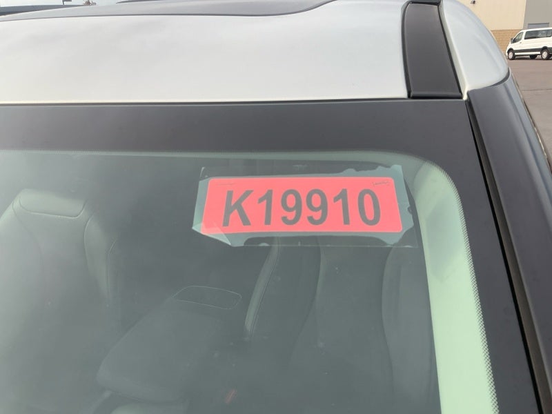 2027 Kia Carnival Hybrid SX