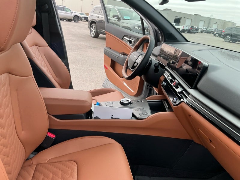 2026 Kia Sportage Plug-In Hybrid X-Line