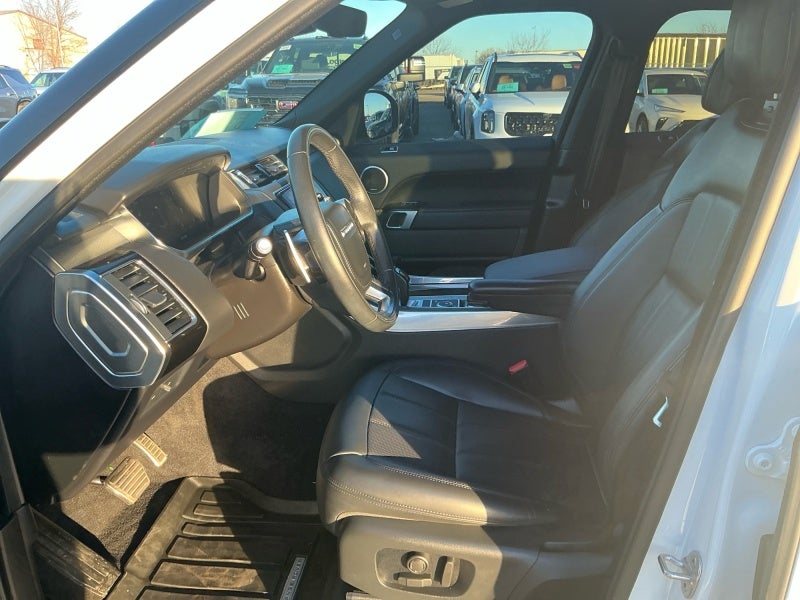 2022 Land Rover Range Rover Sport HSE Silver Edition