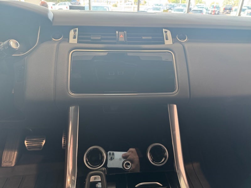 2022 Land Rover Range Rover Sport HSE Silver Edition