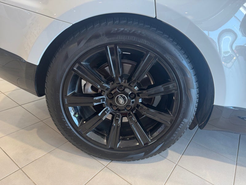 2022 Land Rover Range Rover Sport HSE Silver Edition